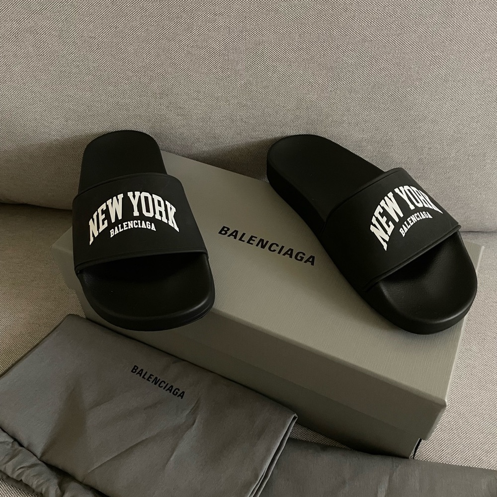 Balenciaga Cities Pool Slide Sandals